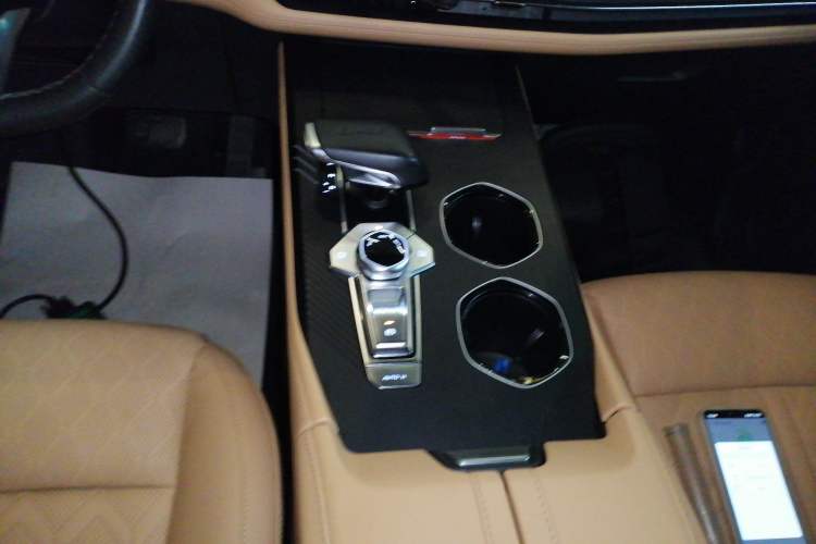 Used CHANGAN UNI-K 2021 2.0T Prestige Edition Gear Lever