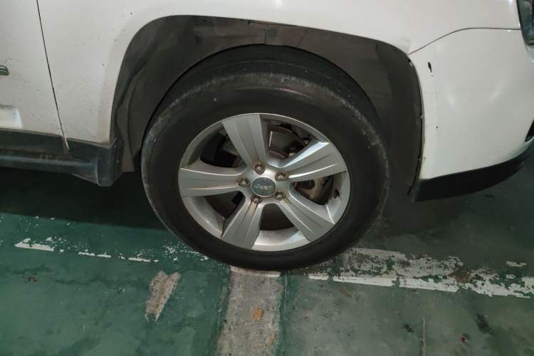 Used Jeep Compass 2012 2.0L two-wheel drive sport version