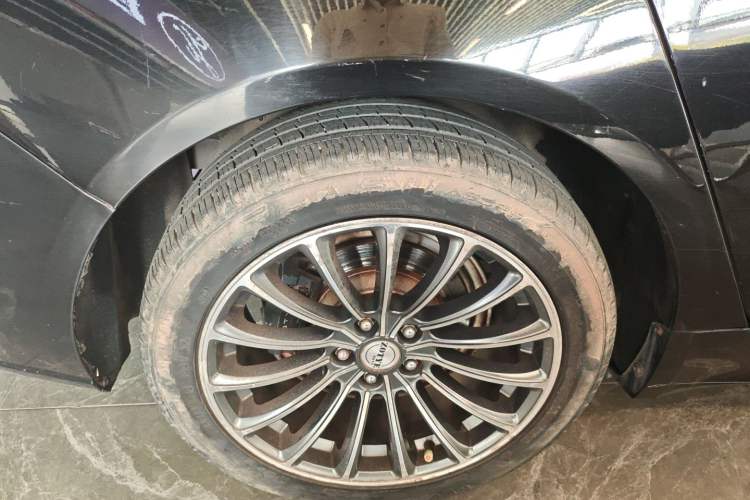 Used Zotye Z700 2016 1.8T Manual Luxury Model