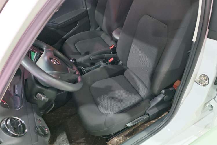 Used Volkswagen Jetta 2017 1.4L Manual Fashion Edition