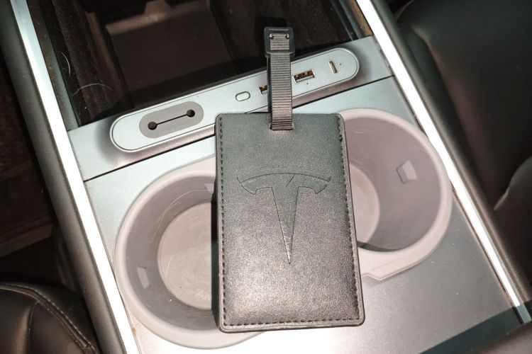 Used Tesla Model Y 2025 Rear-Wheel-Drive Version Vehicle Key