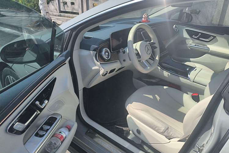 Used Mercedes-Benz EQE 2022 350 Luxury Edition
