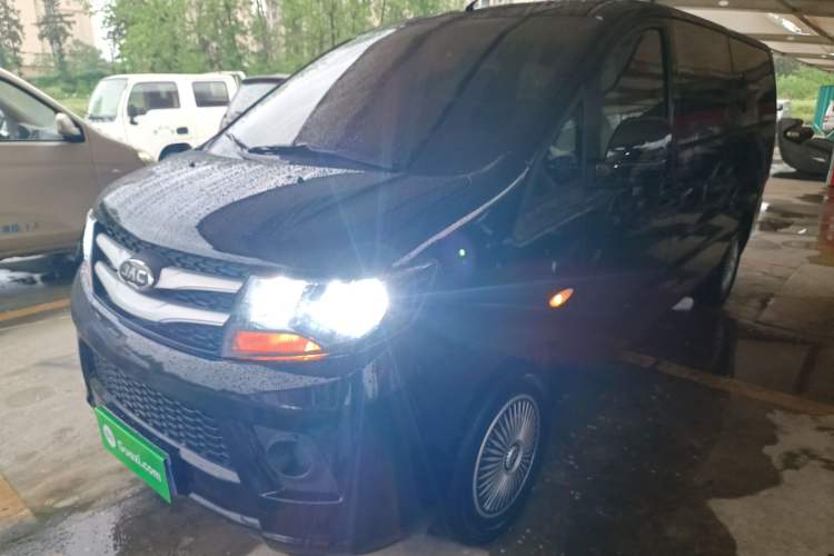 Used JAC Refine M3 2023 PLUS 1.5T 5/7-seat Classic Edition