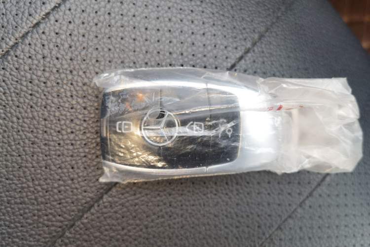 Used Mercedes-Benz E-Class 2021 Restyled E 300 L Luxury Edition
