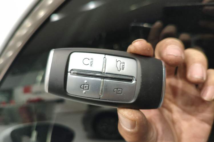 Used Genesis GV70 2023 2.5T Two-Wheel Drive Luxury Edition