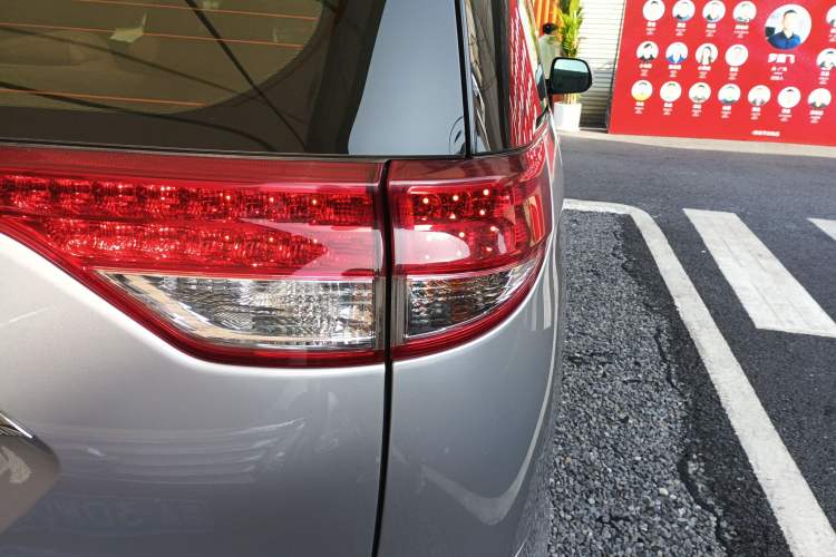 Used Toyota Previa 2012 2.4L 7-Seater Luxury Edition