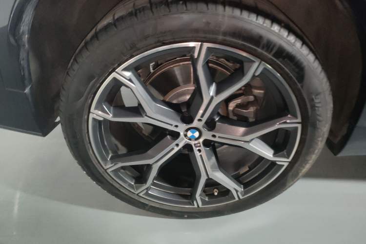 Used BMW X5 2023 xDrive 30Li Luxury M Sport Night Edition Package
