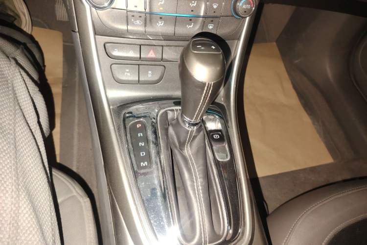 Used Chevrolet Malibu 2013 2.4L Automatic Luxury Edition