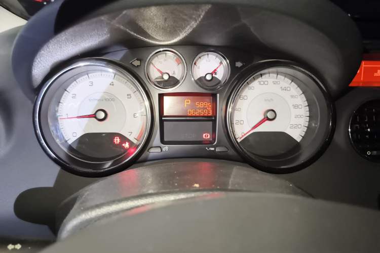 Used Peugeot 408 2013 2.0L Automatic Comfort Edition