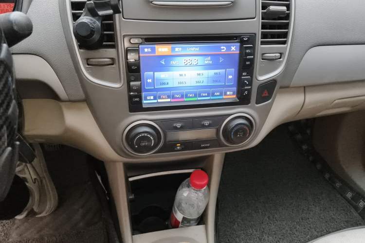 Used Nissan Sylphy 2012 Classic 1.6XE Manual Comfort Edition Audio And AC Panel