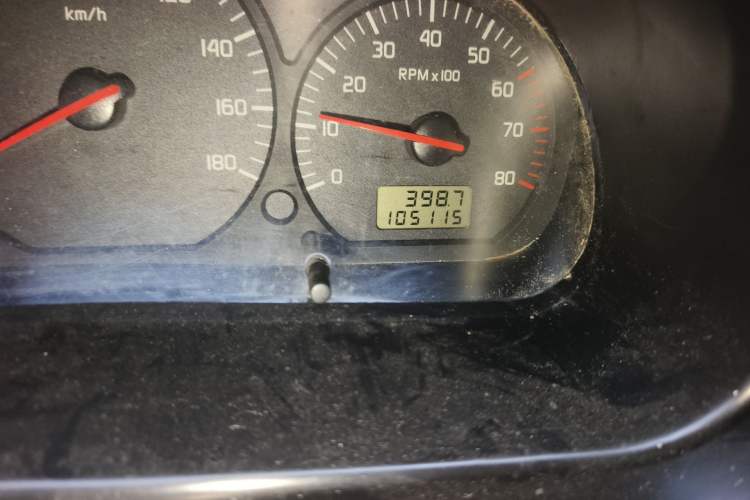 Used Jinbei Hiace 2014 2.0L Fifth-Generation Xiangyun Comfort Type 1 4G20C