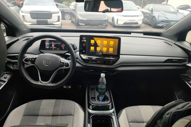 Used Volkswagen ID.4 CROZZ 2021 Long-Range PURE+ Two-Wheel Drive Version
