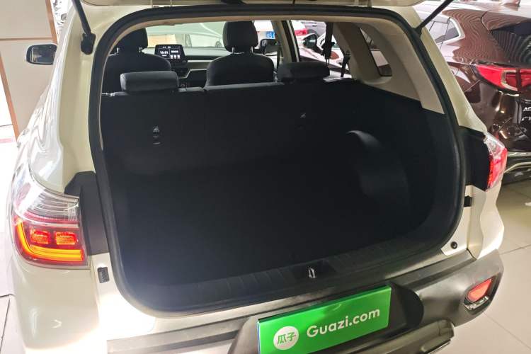 Used Kia Sportage R 2019 2.0L Automatic Smart Luxury Edition Trunk