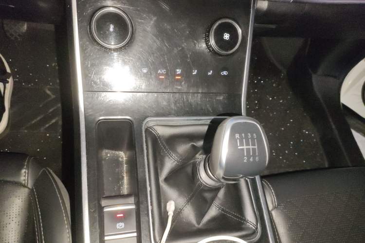 Used Chery Tiggo 8 2020 230TCI Manual Fashion Edition