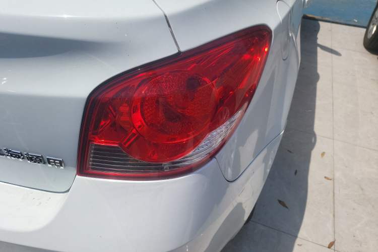 Used Chevrolet Cruze 2013 Hatchback 1.6L Automatic Luxury Model