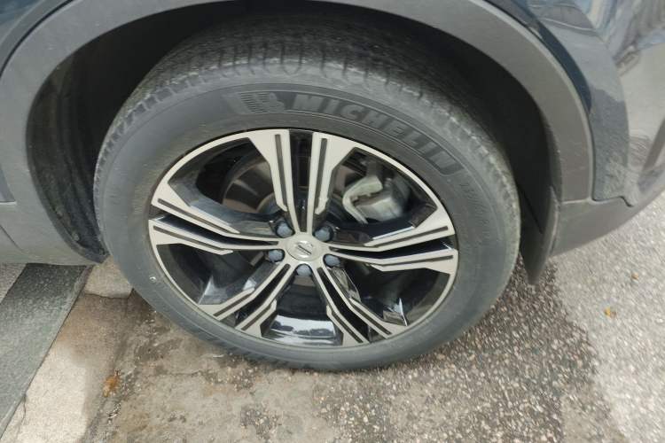 Used Volvo XC40 2020 T4 Four-Wheel Drive Smart Luxury Edition Right Front Wheel Hub