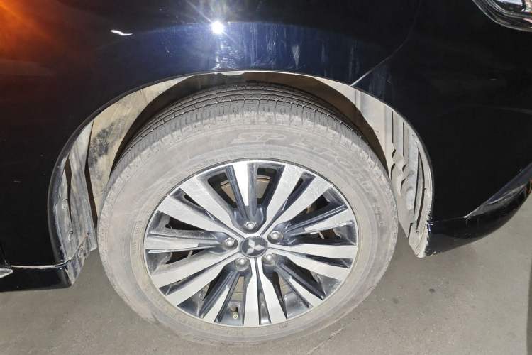 Used Mitsubishi Outlander 2021 Revised Version 2.0L Two-Wheel Drive Comfort Edition 5 Seats Exterior 1