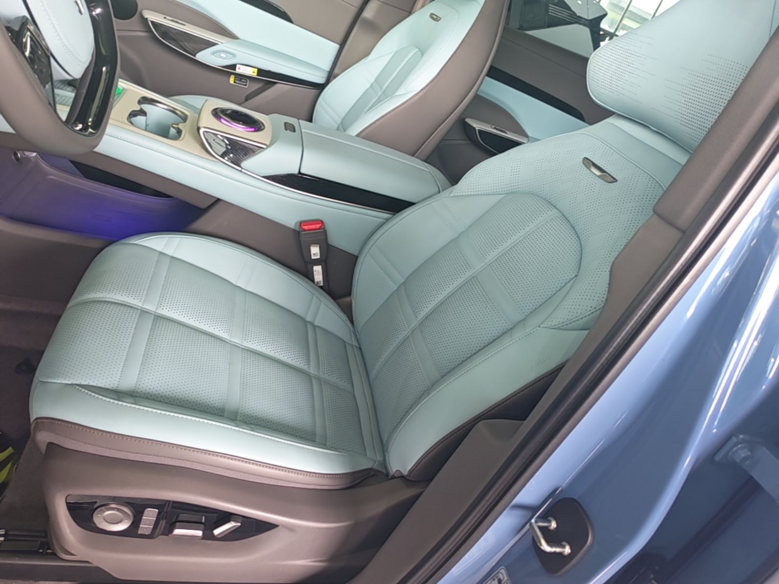 Hongqi Tiangong 08 2025 730 Max Rear-Drive Version — снимка 17