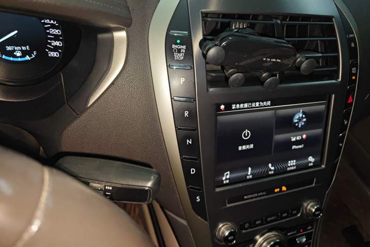 Used Lincoln MKZ 2019 2.0T Luxury Edition China VI Standard Gear Lever