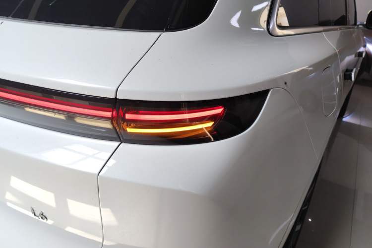 Used Li Auto L6 2024 Pro Model Right Rear Taillight