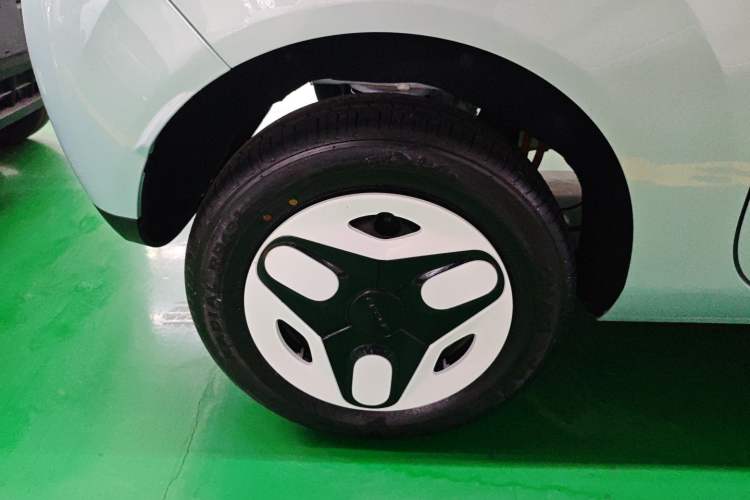 Used Geely Galaxy Panda 2025 210 km – Yuanqi Bear
