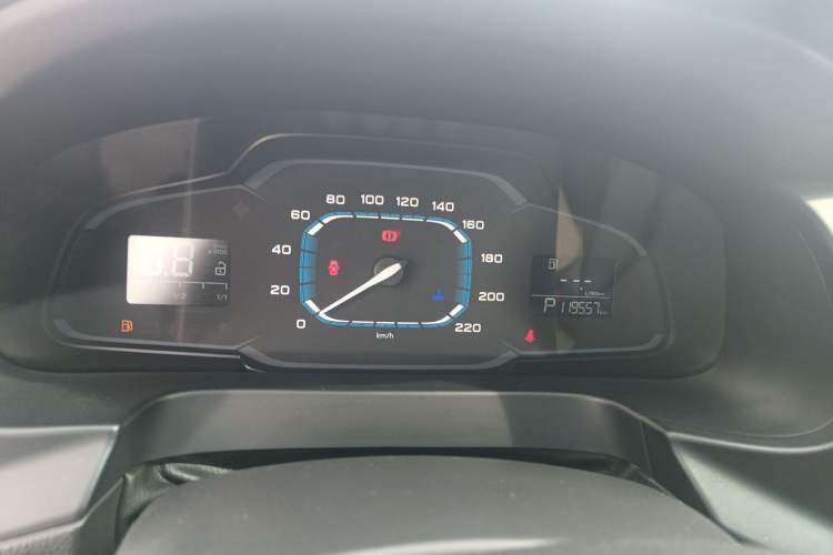 Used Roewe 360 2017 1.5L Automatic Luxury Edition Instrument Cluster