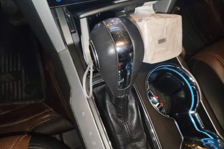 Used Ford Explorer 2013 3.5L Deluxe Model
