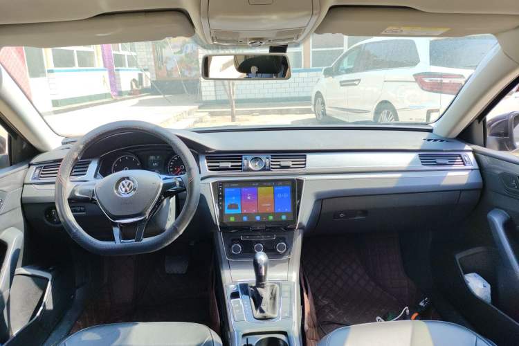 Used Volkswagen Passat 2017 280TSI DSG Luxury Edition
