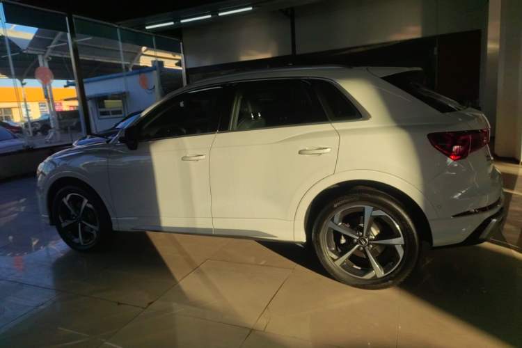 Used Audi Q3 2024 35 TFSI Fashion Dynamic Edition