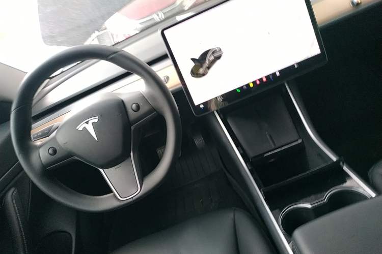 Used Tesla Model 3 2019 Standard Range Rear-Drive Upgraded Version
