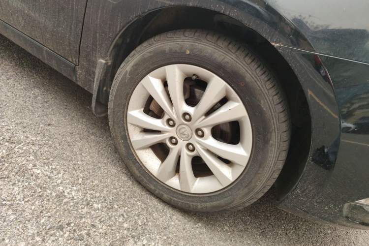 Used CHANGAN Eado 2014 1.6L Manual Luxury Model
