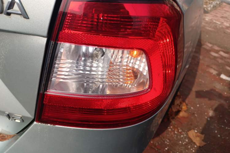 Used Skoda Rapid 2013 1.6L Automatic Preferred Model