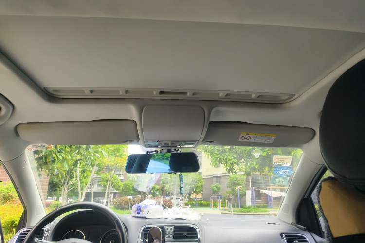 Used Volkswagen Polo 2016 1.6L Automatic Luxury Model