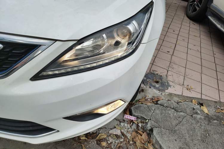 Used Changan Eado New Energy 2018 1.0T PHEV Navigation Model