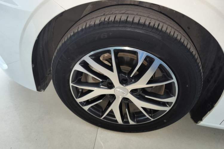 Used Geely Auto Emgrand 2023 4th Generation Champion Edition 1.5L CVT Luxury Model
