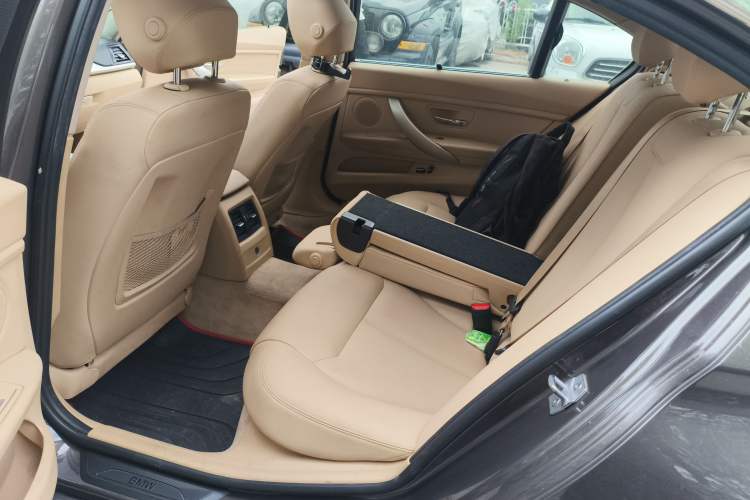 Used BMW 3 Series 2013 320Li Fashion Model
