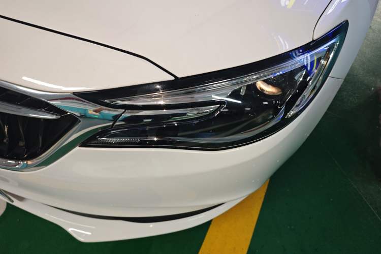 Used Buick GT 2021 Revised Version 1.3T Automatic Mild Hybrid Elite Edition Left Front Headlight