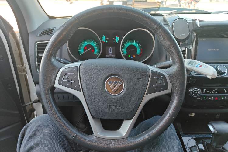 Used Foton Tunland 2018 2.0T S-Series Gasoline Automatic Two-Wheel Drive Elite Version China V Standard
