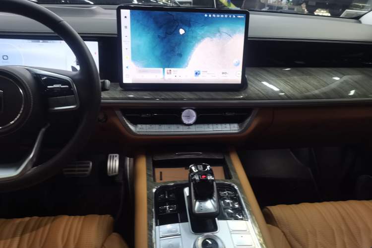 Used Tank 500 New Energy 2023 Hi4-T