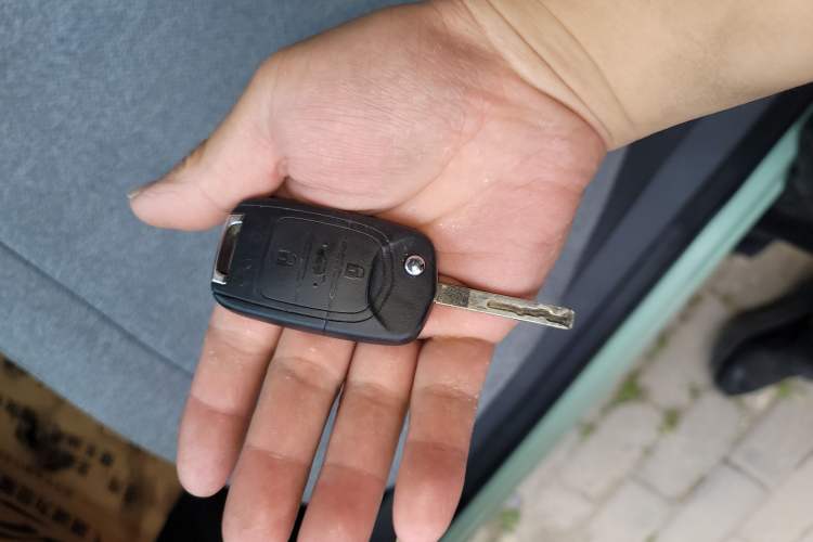 Used Wuling Hongguang MINIEV 2022 Macaron Premium Model – Lithium Iron Phosphate Vehicle Key