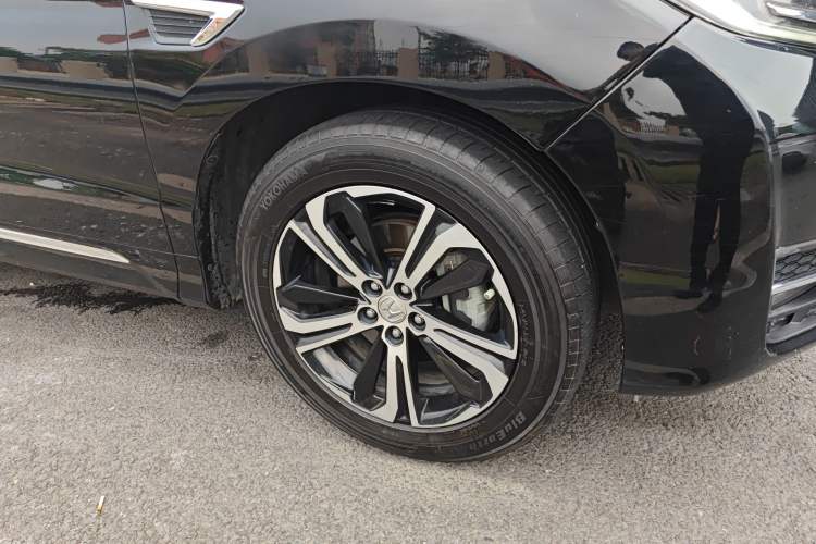 Used Honda UR-V 2017 370TURBO 2WD Prestige Edition China V Right Front Wheel Hub