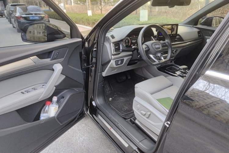 Used Audi Q5L Sportback 2022 40 TFSI Fashion Model
