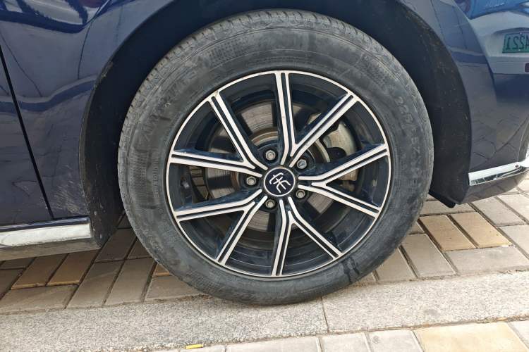 Used BYD Song MAX New Energy 2022 DM-i 105KM Flagship Model
