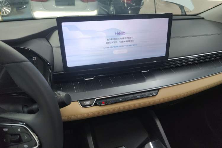 Used Geely Auto Emgrand L HiP 2024 Champion Edition 1.5TD-DHT Pro 100KM Excellence Model