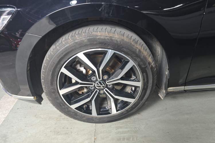 Used Volkswagen Magotan 2020 330TSI DSG Leading Model
