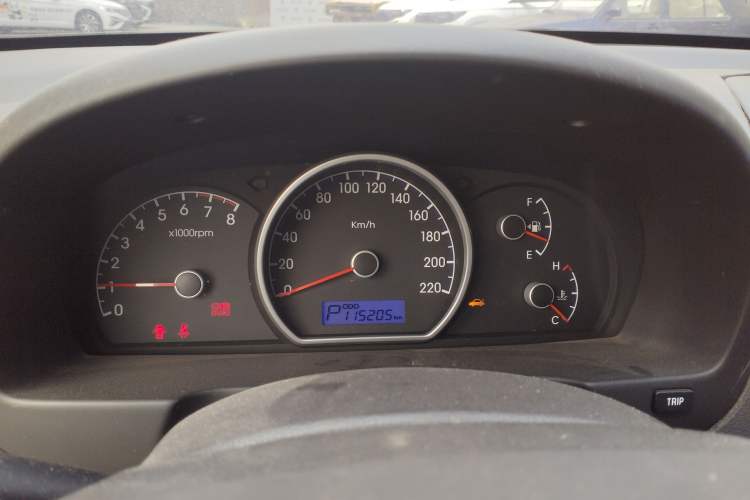Used Hyundai Celesta 2011 1.6L Automatic Comfort Edition Instrument Cluster