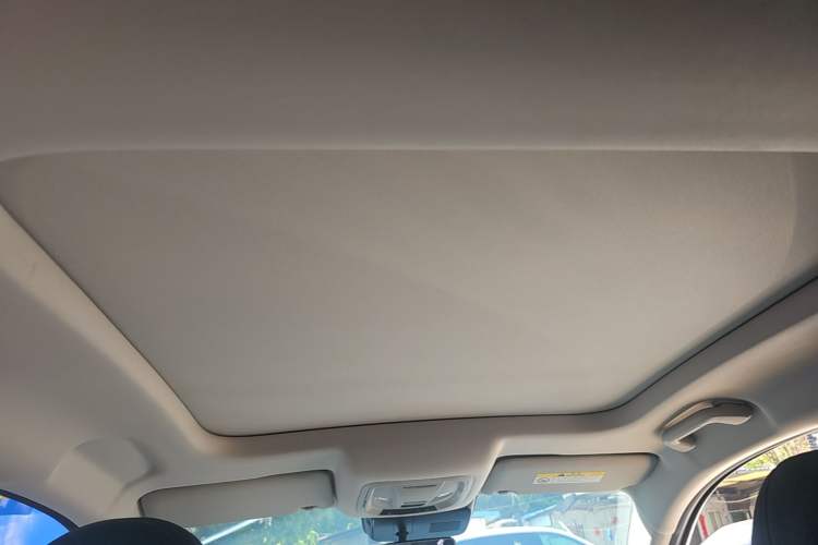 Used ORA Good Cat 2023 401 km Standard Range Prestige Version Lithium Iron Phosphate
