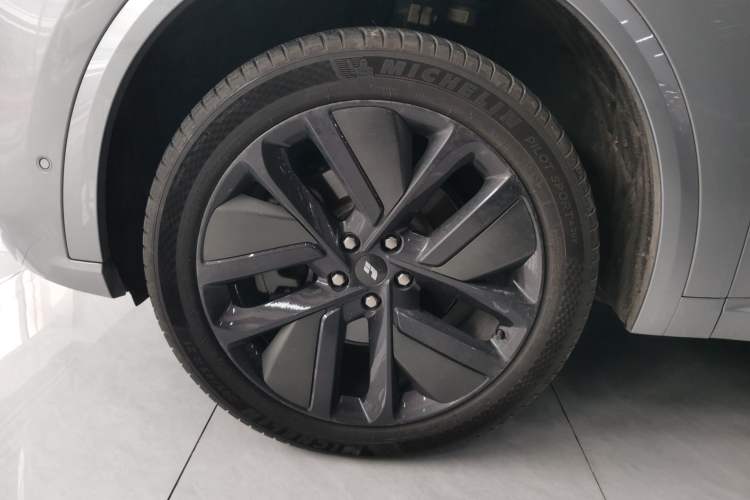 Used Li Auto L9 2022 Max model
