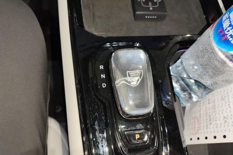 Used Volvo EM90 2025 Ultra Six-Seater