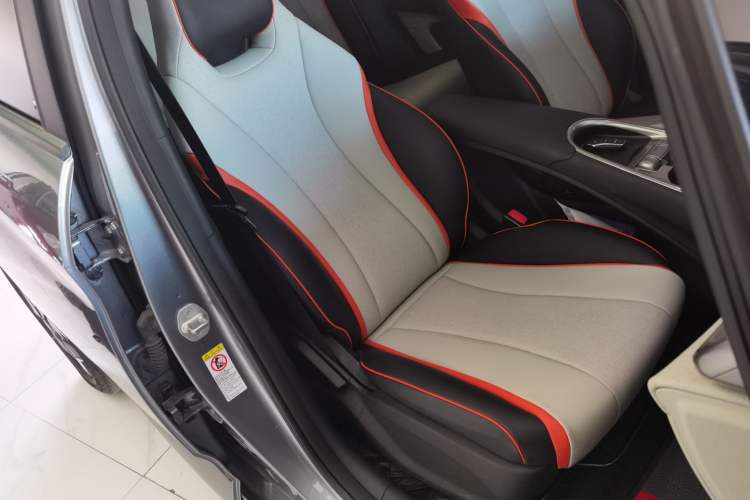 Used BYD Dolphin 2021 405 km Fashion Edition
